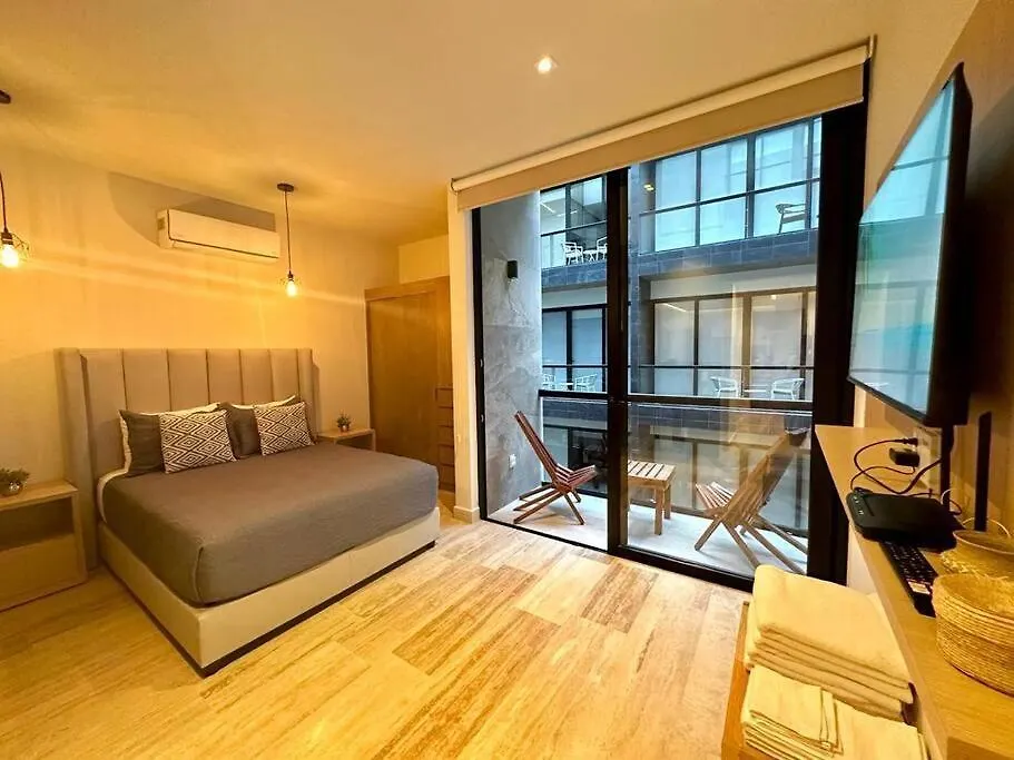 New Pool View Cozy Apartment / Jacuzzi, Gym & Pool Playa del Carmen