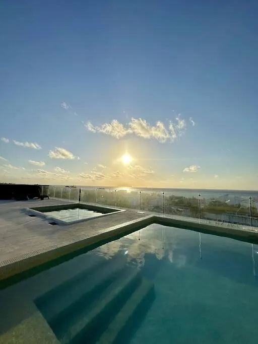 New Pool View Cozy Apartment / Jacuzzi, Gym & Pool Playa del Carmen
