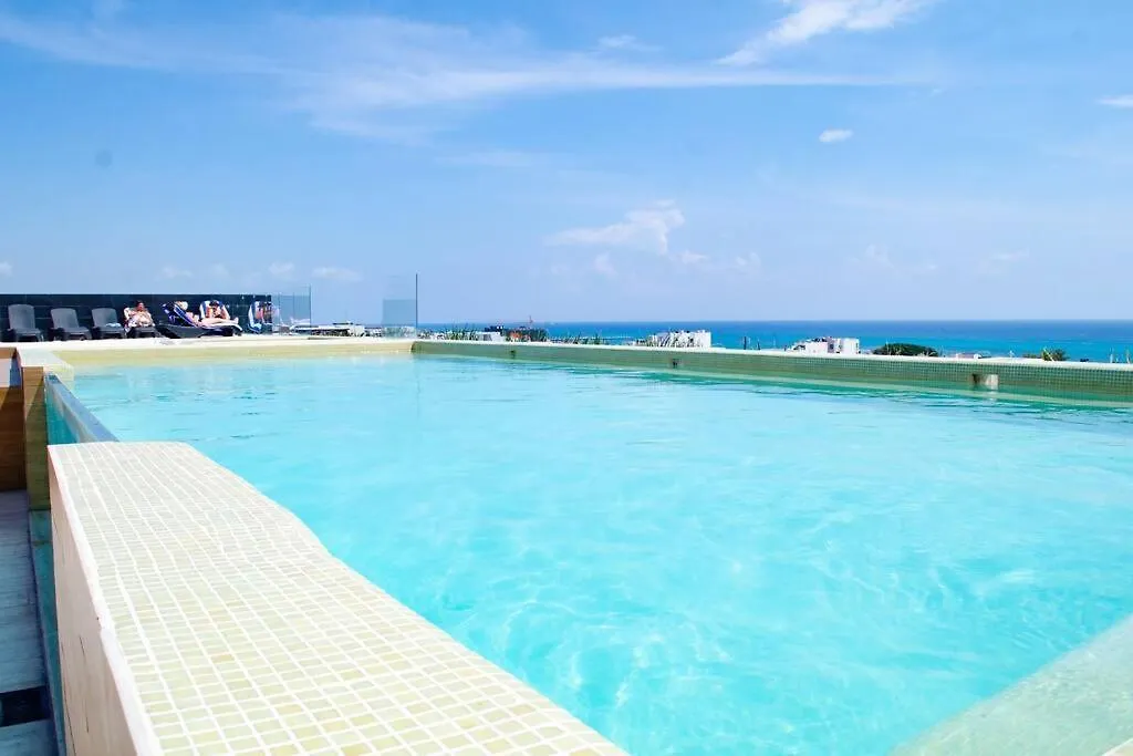 New Pool View Cozy Apartment / Jacuzzi, Gym & Pool Playa del Carmen 0*,  Mexico