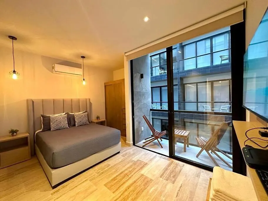 New Pool View Cozy Apartment / Jacuzzi, Gym & Pool Playa del Carmen
